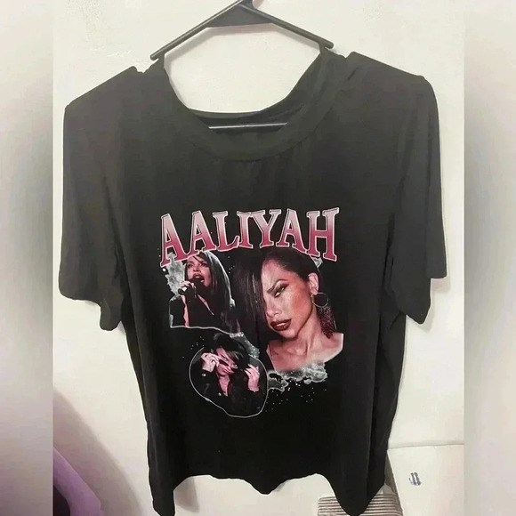 Aaliyah t-shirt - Picture 2 of 4